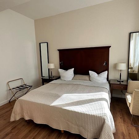 Park Apart Hotel Gatower Str. Берлін Екстер'єр фото